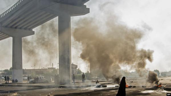 25 قتيلا ومئات المصابين .. قوات الأمن العراقية ترتكب مجزرة بحق المتظاهرين في الناصرية 