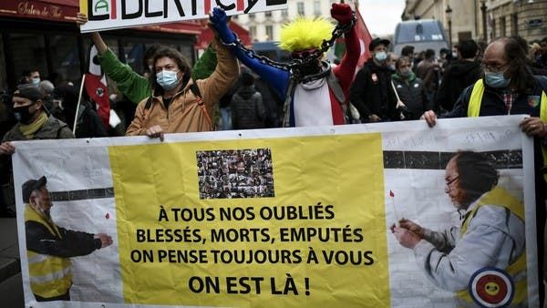فرنسا.. جرح أكثر من 60 شرطيا بتظاهرات ضد قانون الأمن