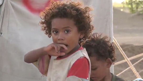"وحدة النازحين": مليشيا الحوثي تشرد 14 ألف شخص من المناطق التي أخلتها القوات المشتركة بالحديدة 