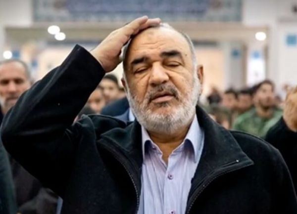 "وثيقة مسربة".. المرشد الإيراني يؤكد: الاحتجاجات ستستمر والباسيج ضعيف وأداء الحكومة بطيء
