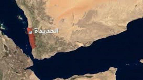 مليشيا الحوثي تطلق صاروخا باليستيا من مدينة الحديدة ورصد سقوطه في البحر