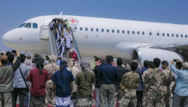 في جلسة استماع...الصحفيون المحررون من سجون المليشيا يكشفون ما تعرضوا له في المعتقلات