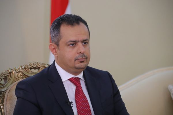 توجيهات حكومية لمحافظ تعز بإنهاء الانفلات الأمني ونهب الممتلكات في المحافظة
