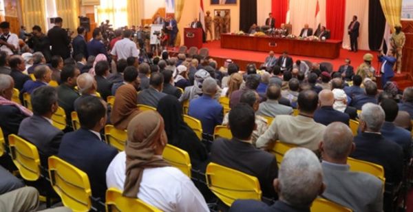 البرلمان: إجراءات منتحلي صفة النواب لا قيمة لها دستورياً