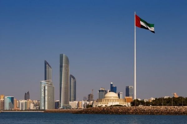 الإمارات ضمن أفضل 5 دول متصلة عالمياً