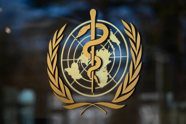 «الصحة العالمية»: مراجعة أعراض لقاح «كورونا» الجانبية متروكة للدول