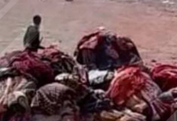 مليشيا الحوثي تحرق أثاثاً لتاجر رفض دفع جبايات في إحدى نقاطها بالجوف 