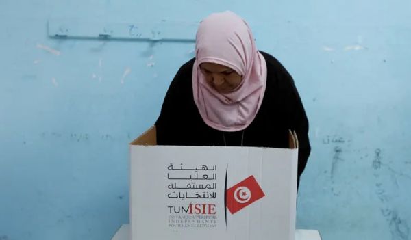 بدء الانتخابات بتونس.. وسعيد يحث الناخبين على التصويت