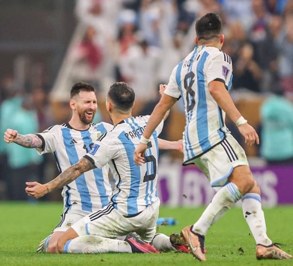 بعد 36 عاماً.. الأرجنتين تتوج بلقب كأس العالم للمرة الثالثة