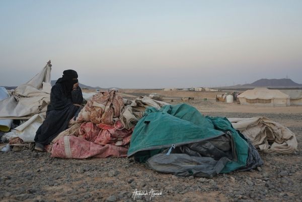 الجوف.. تحذيرات من موجة نزوح كبيرة من مخيمات تعرضت لقصف حوثي 