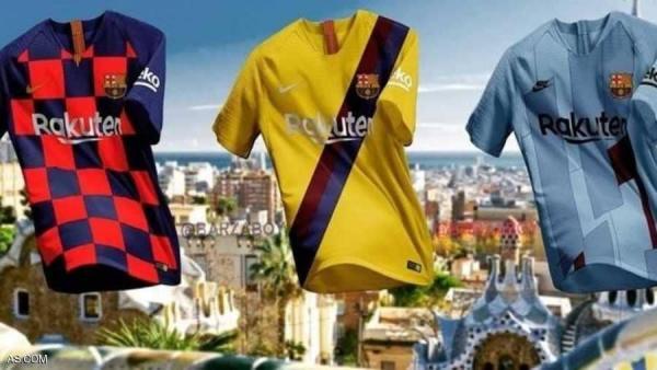 برشلونة يعرض زيه الرسمي للموسم الجديد