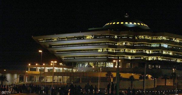 السعودية تعلق الرحلات الدولية لمدة أسبوع