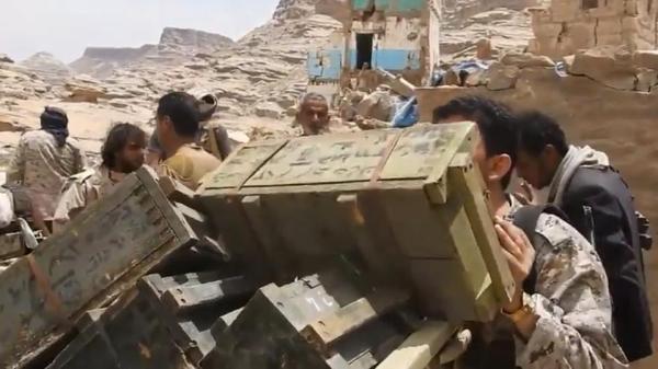 العثور على خنادق ومخازن أسلحة لمليشيا الحوثي في أحياء سكنية بباقم صعدة