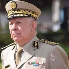 الرئيس الجزائري يعين اللواء  شنقريحه خلفاً لقائد صالح..  فمن هو ؟