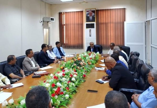 توجيهات بإغلاق الحسابات الحكومية خارج البنك المركزي وترشيد الإنفاق