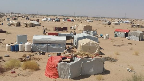 ضحايا مدنيون بقصف حوثي استهدف مخيما للنازحين جنوبي مأرب 