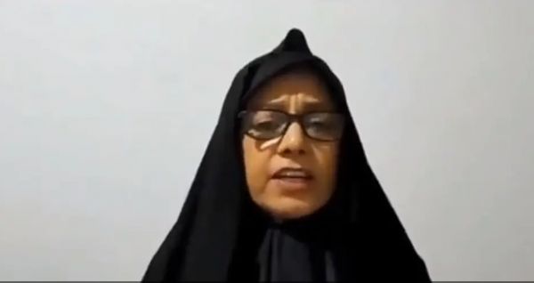 ابنة شقيقة خامنئي المعتقلة تدخل في إضراب عن الطعام بالسجن