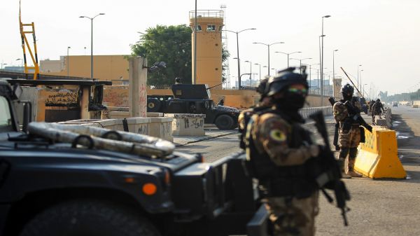 العراق.. وثيقة مسربة تكشف تسليم الداخلية معتقل من "العصائب" للحشد