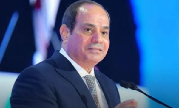 السيسي يحسم الجدل حول بيع أصول قناة السويس