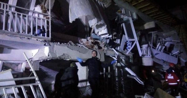 زلزال قوي يهز شرقي تركيا.. "على عمق كيلومترين"