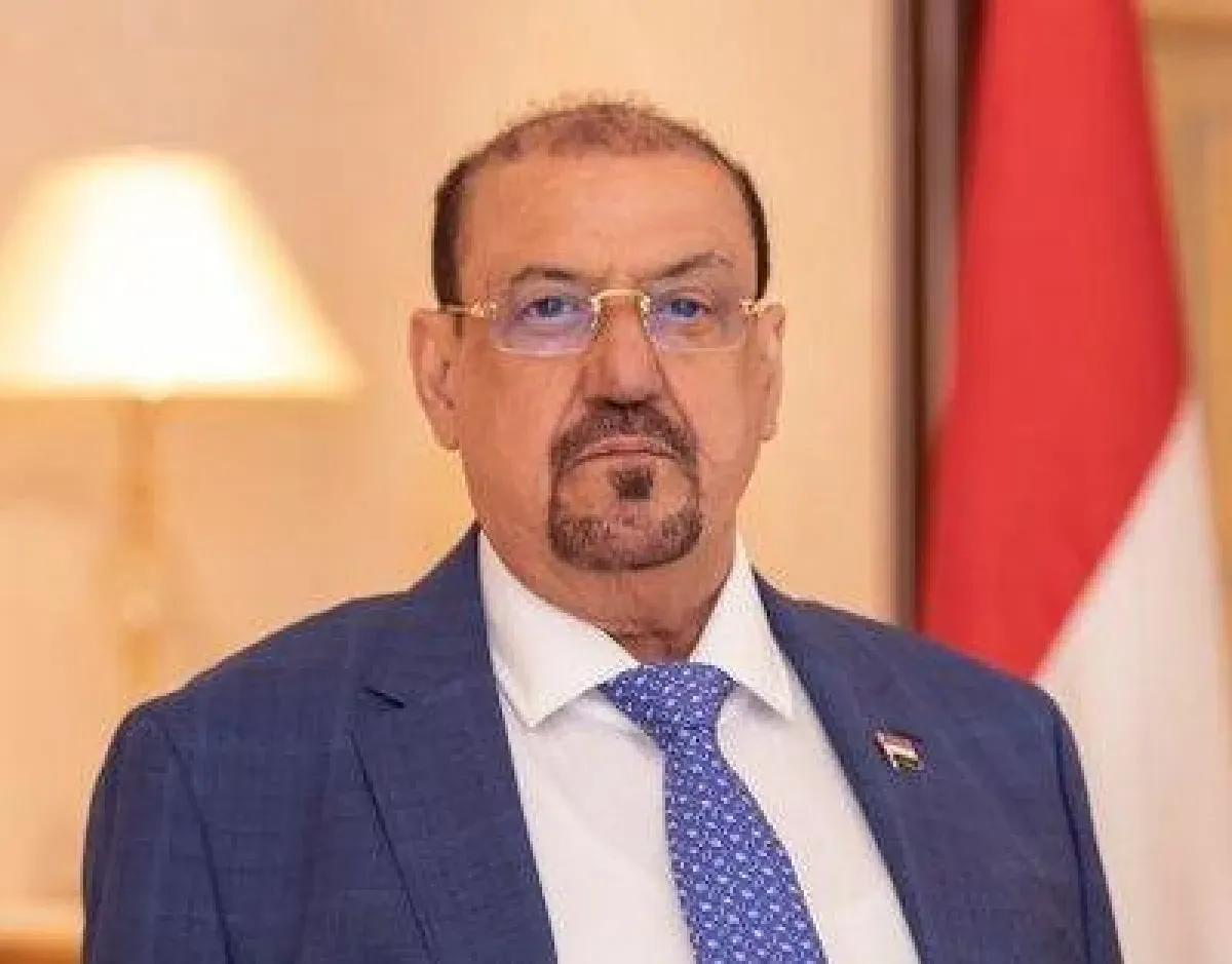 البركاني يهنئ رئيس وأعضاء مجلس القيادة بعيد الأضحى