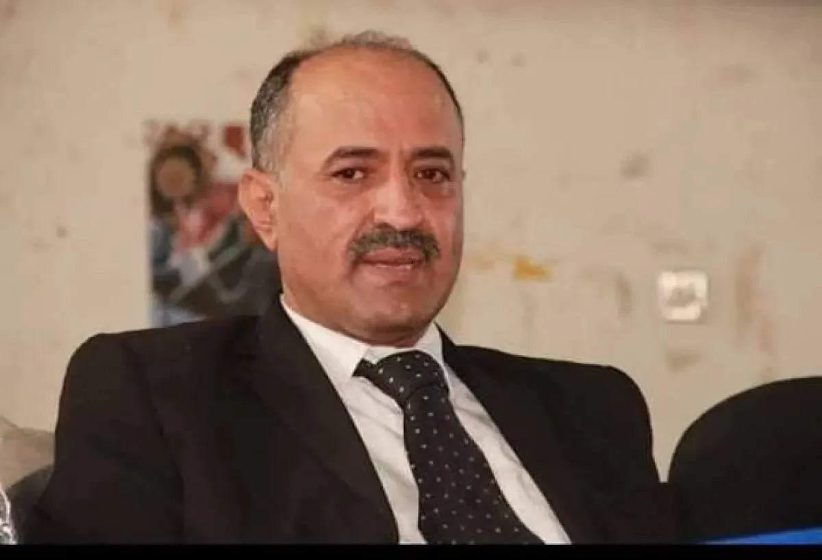 معزب: الحوثيون وإيران يراهنان على الصواريخ.. والواقع العسكري والسياسي تغير لصالح الشرعية
