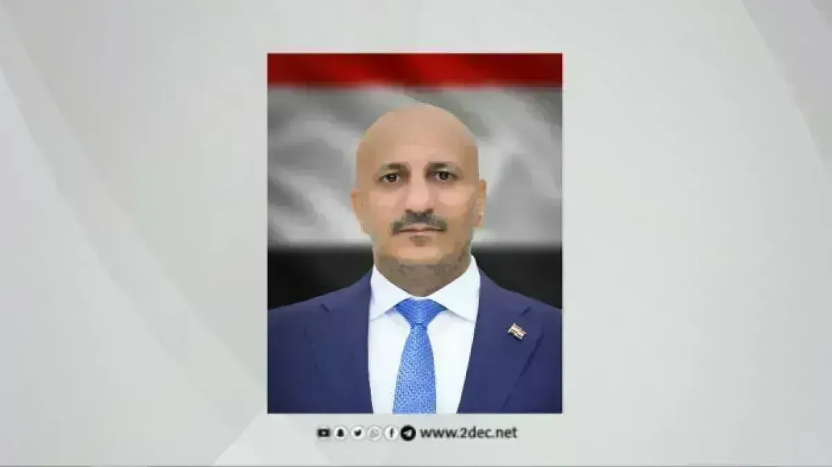 طارق صالح يعزي في وفاة عضو مجلس النواب الشيخ أحمد الشقذة