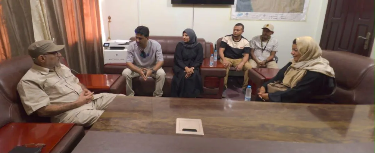 مكتب شؤون المنظمات بالساحل الغربي ولجنة الإنقاذ الدولية يبحثان توسيع التدخلات الإنسانية